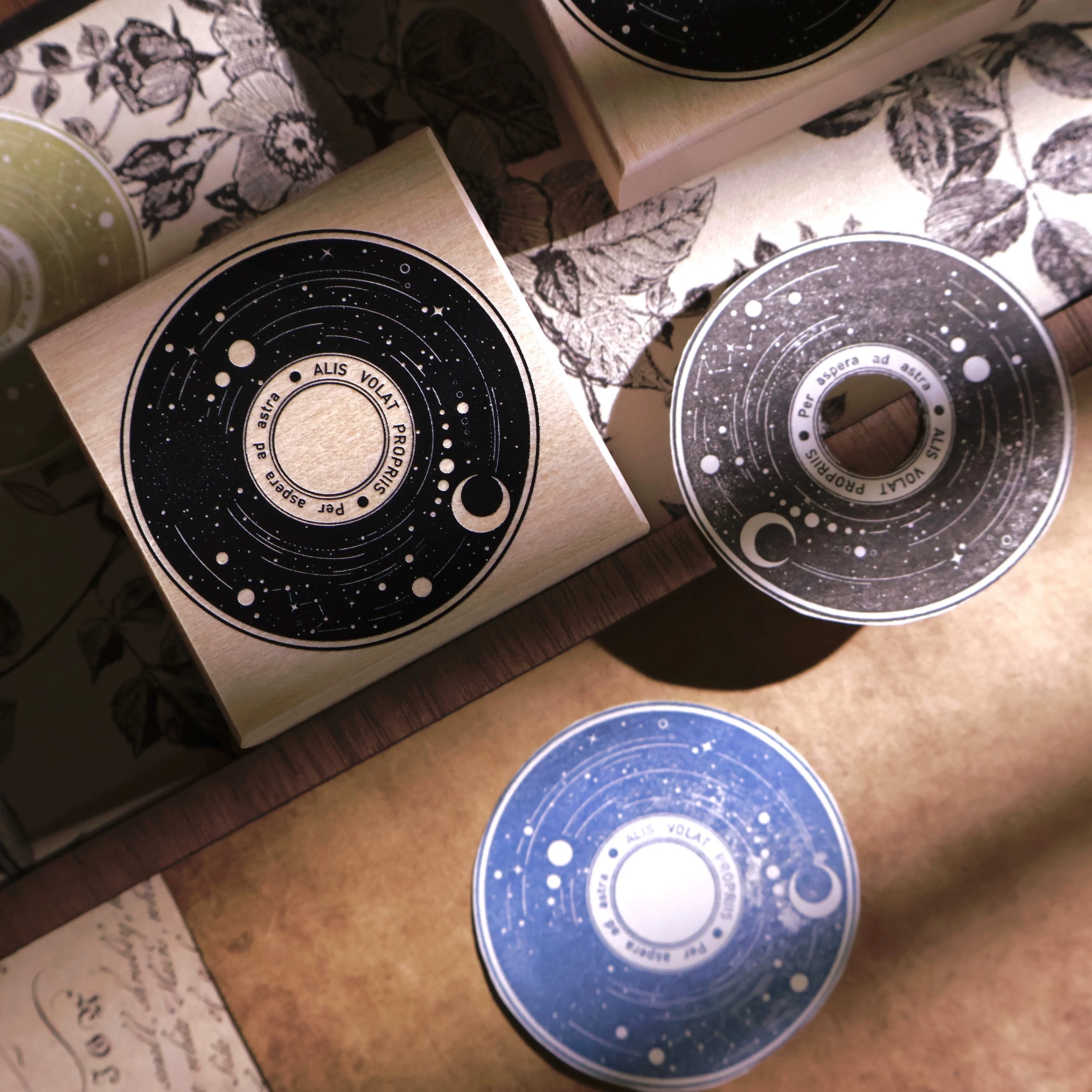 YiEr Studio Vintage Stars Moon – обзор и цена Vintage Collectible Stamps