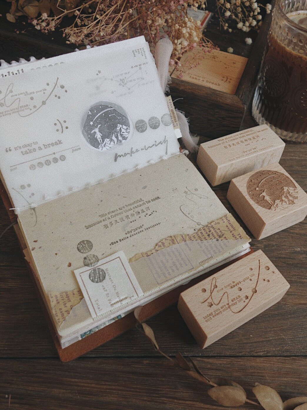 Sissi Studio Vintage Looking U – обзор и цена Vintage Collectible Stamps